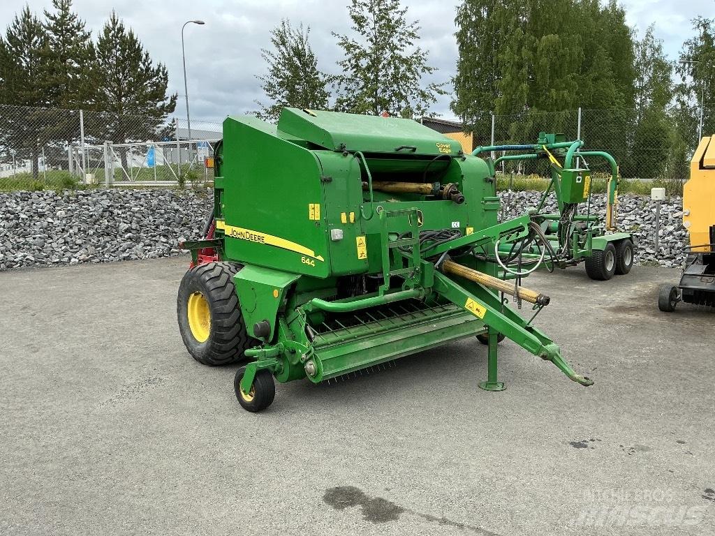 John Deere 644 Pyöröpaalaimet