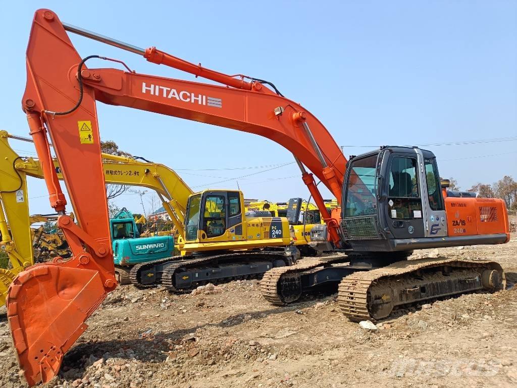 Hitachi ZX 240 Telakaivukoneet