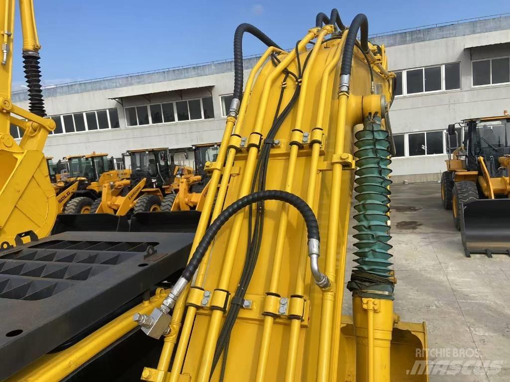 Komatsu PC 220-8 Telakaivukoneet