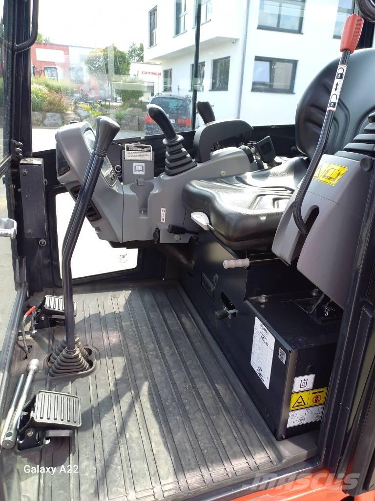 Kubota KX016-4 | MS01 Minikaivukoneet < 7t