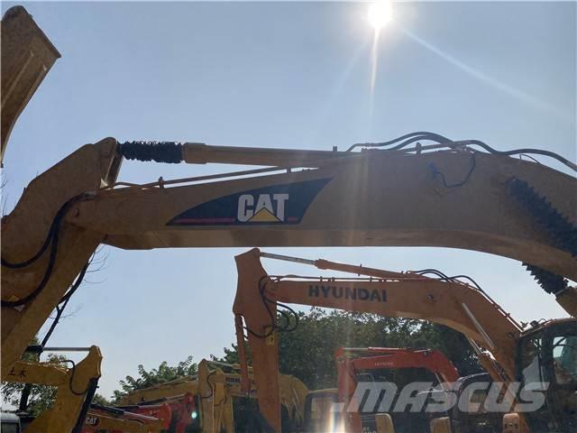 CAT 320 C Telakaivukoneet