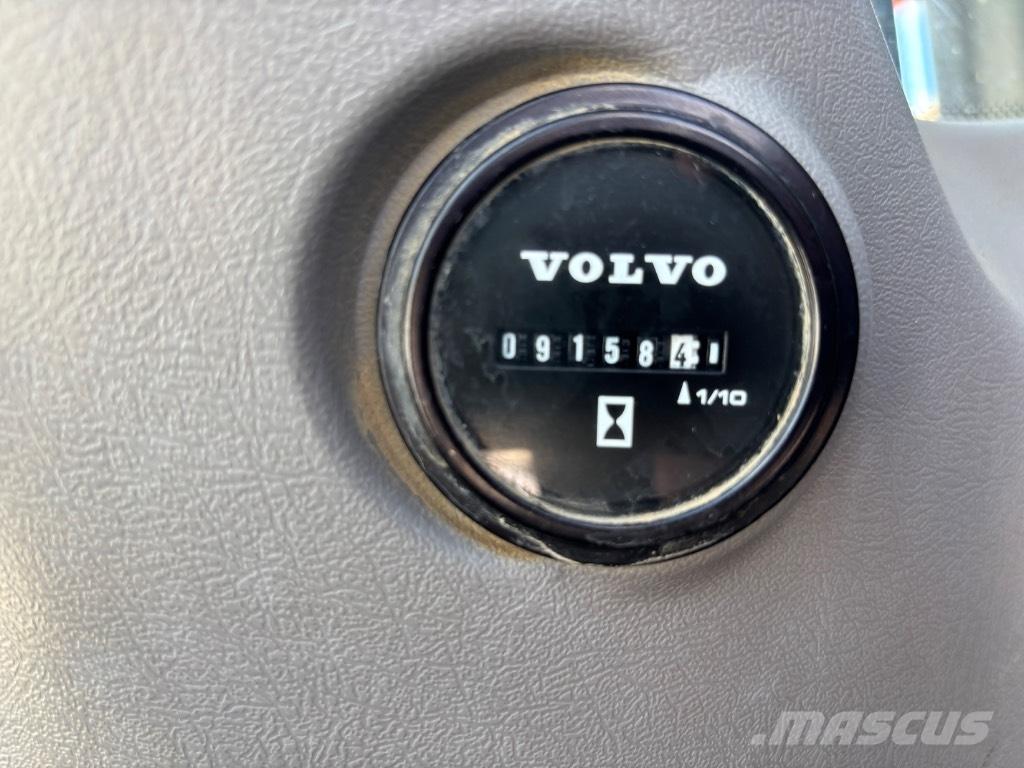 Volvo EC 140 EL Telakaivukoneet