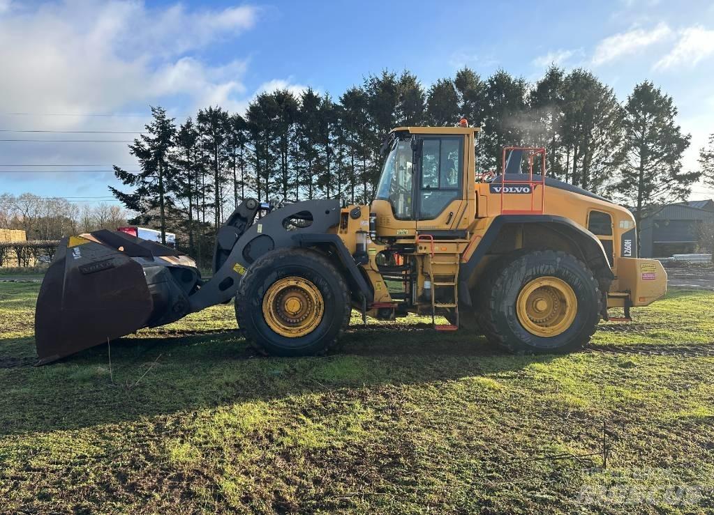 Volvo L 260 H Pyöräkuormaajat