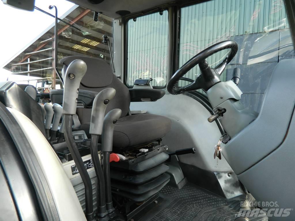Valtra 8550 Traktorit