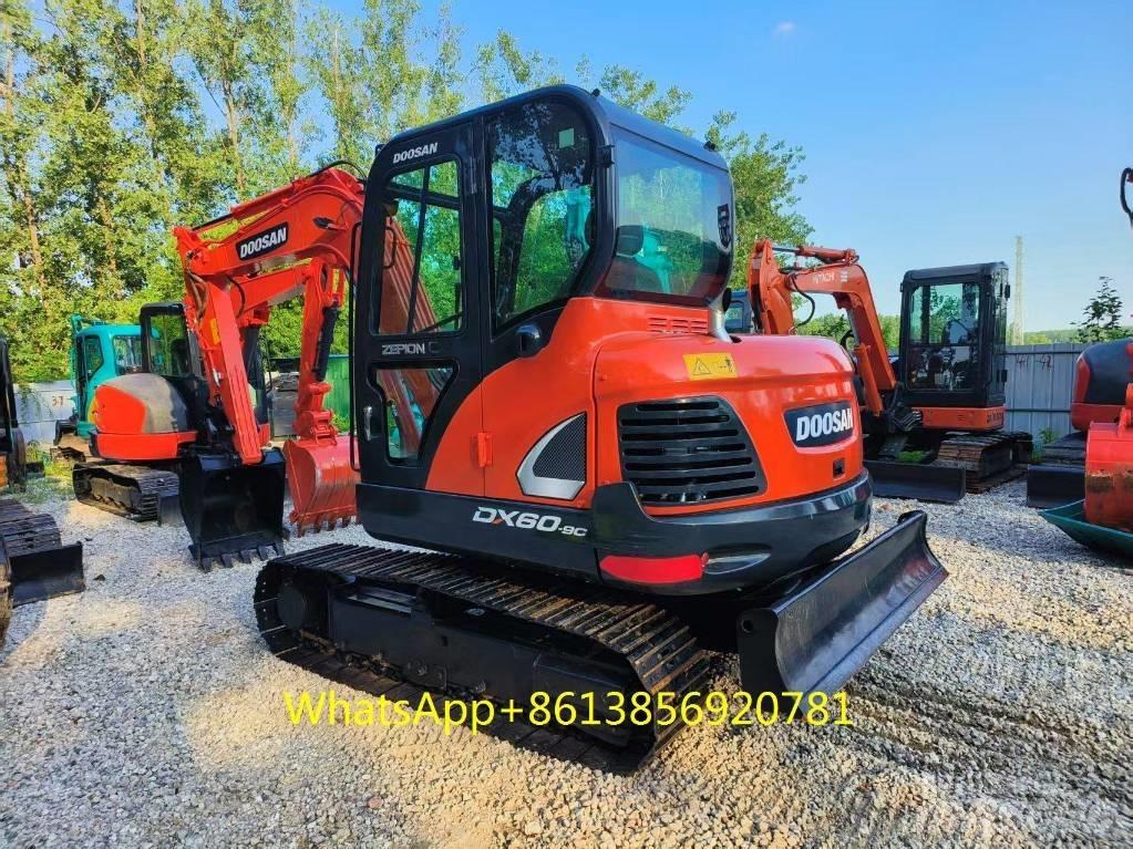 Doosan DX 60 Minikaivukoneet < 7t