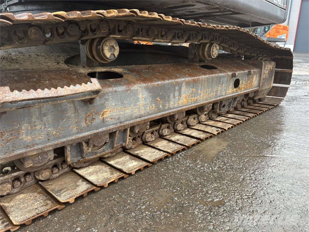 Volvo EC240 CL Telakaivukoneet