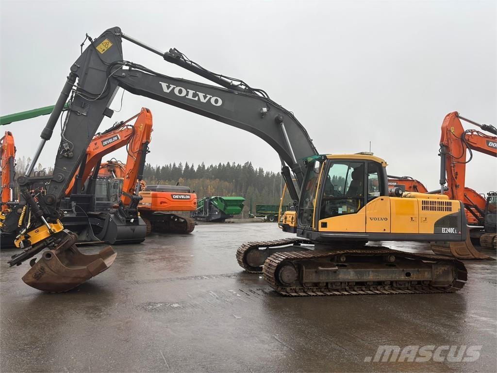Volvo EC240 CL Telakaivukoneet