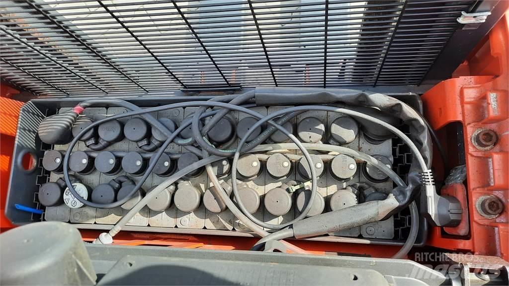 Linde L16 - BR1173 Käyden ajettavat pinoamistrukit
