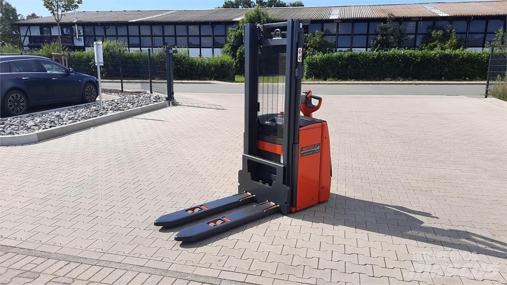 Linde L16 - BR1173 Käyden ajettavat pinoamistrukit