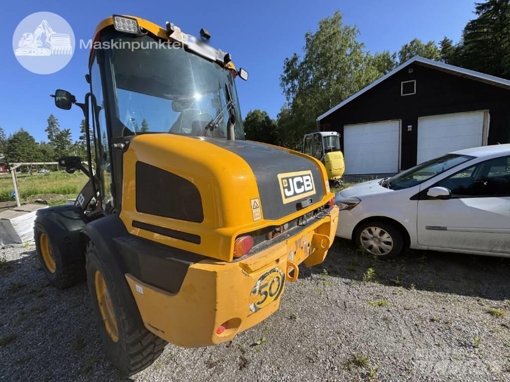 JCB 413 K Pyöräkuormaajat