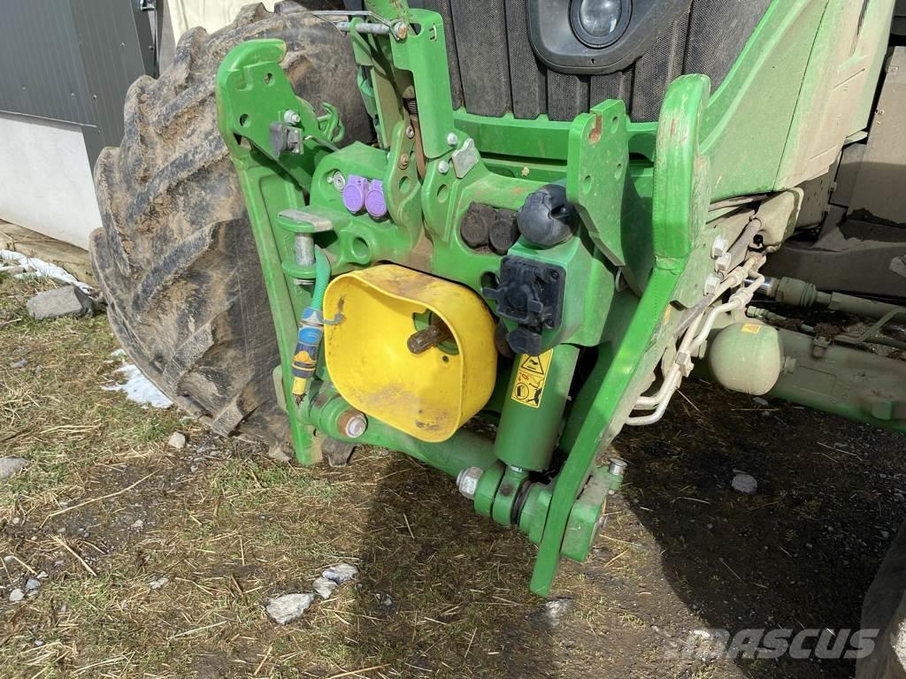 John Deere 6R 195 Traktorit