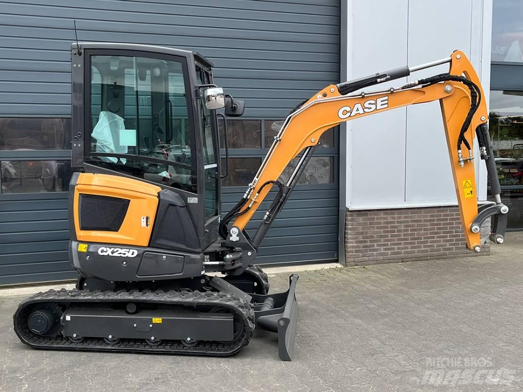 CASE CX 25 D Minikaivukoneet < 7t