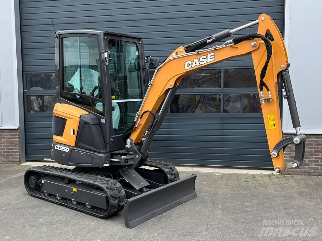 CASE CX 25 D Minikaivukoneet < 7t
