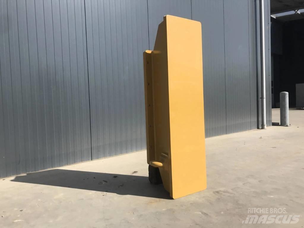 CAT 16M Muut