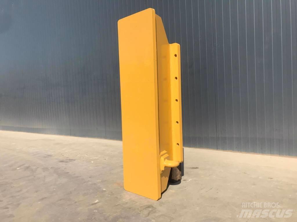CAT 16M Muut