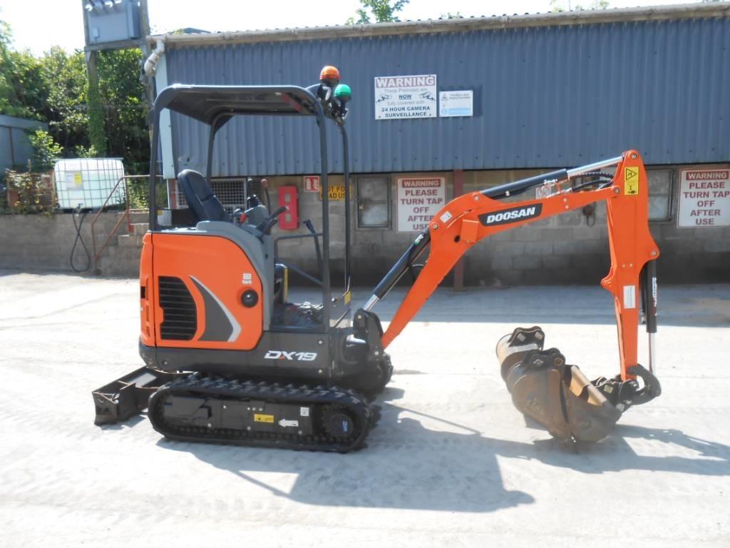 Doosan DX 19 Minikaivukoneet < 7t