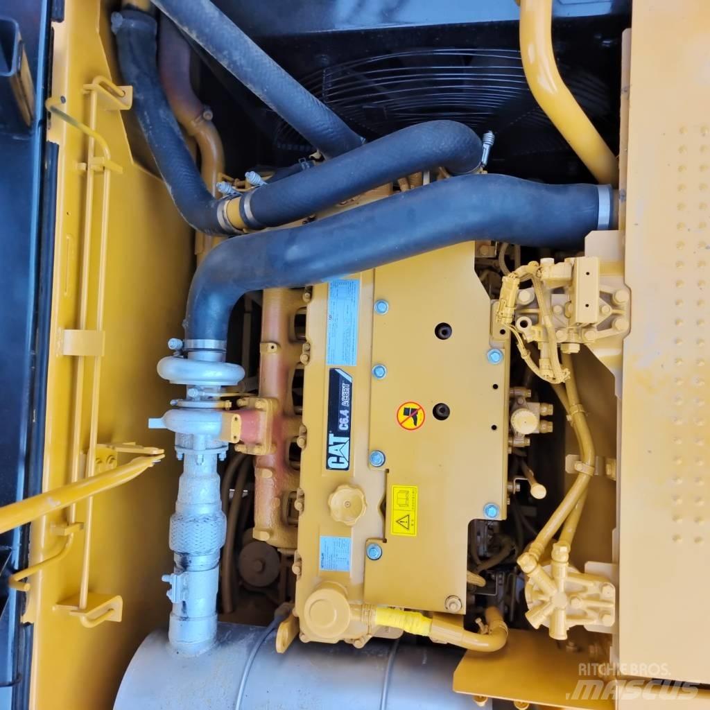 CAT 320 D2L Telakaivukoneet