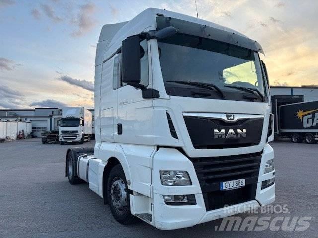MAN TGX 18.460 Vetopöytäautot