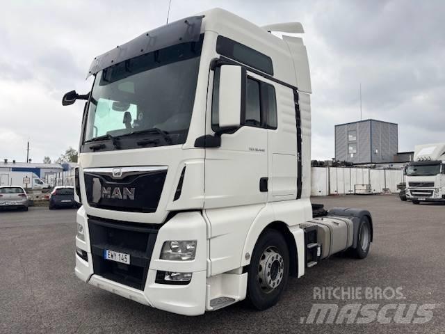 MAN TGX 18.460 Vetopöytäautot
