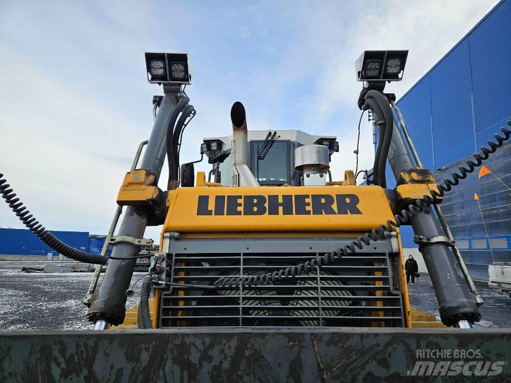Liebherr 736 LGP Telaketjupuskutraktorit