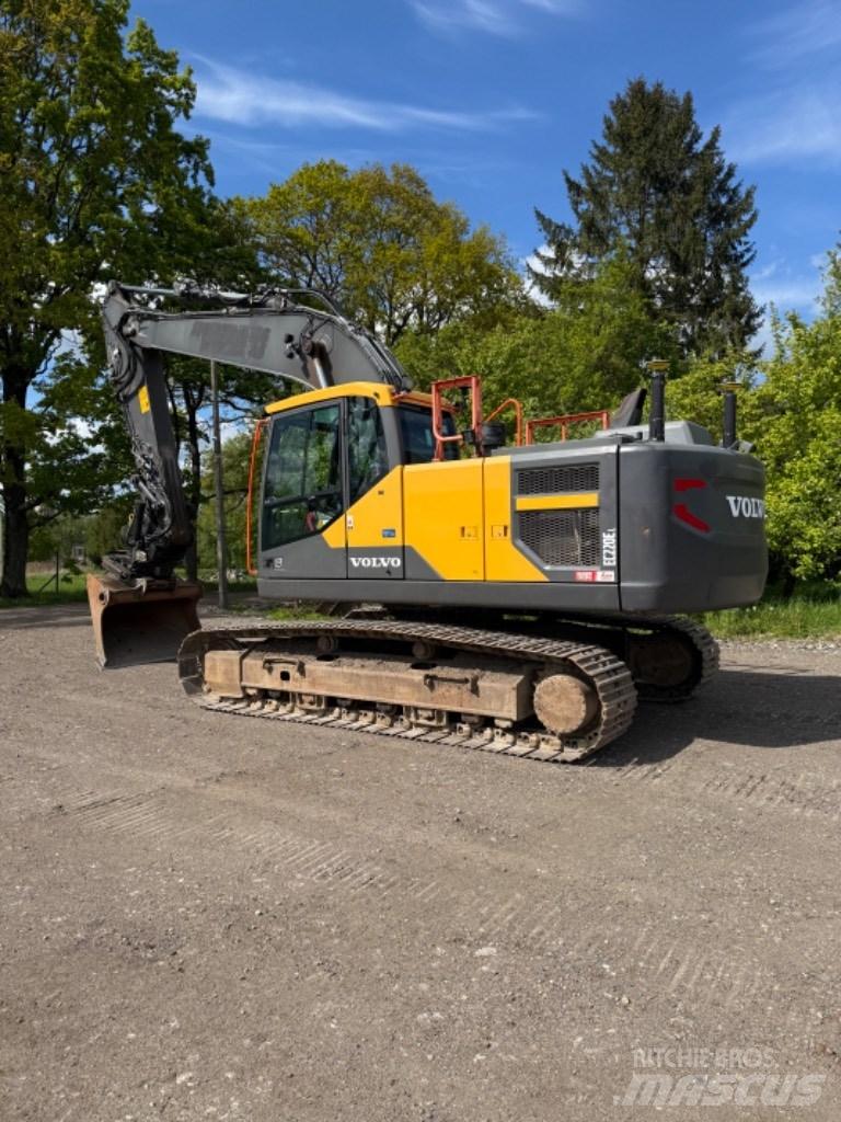 Volvo EC 220 EL Telakaivukoneet