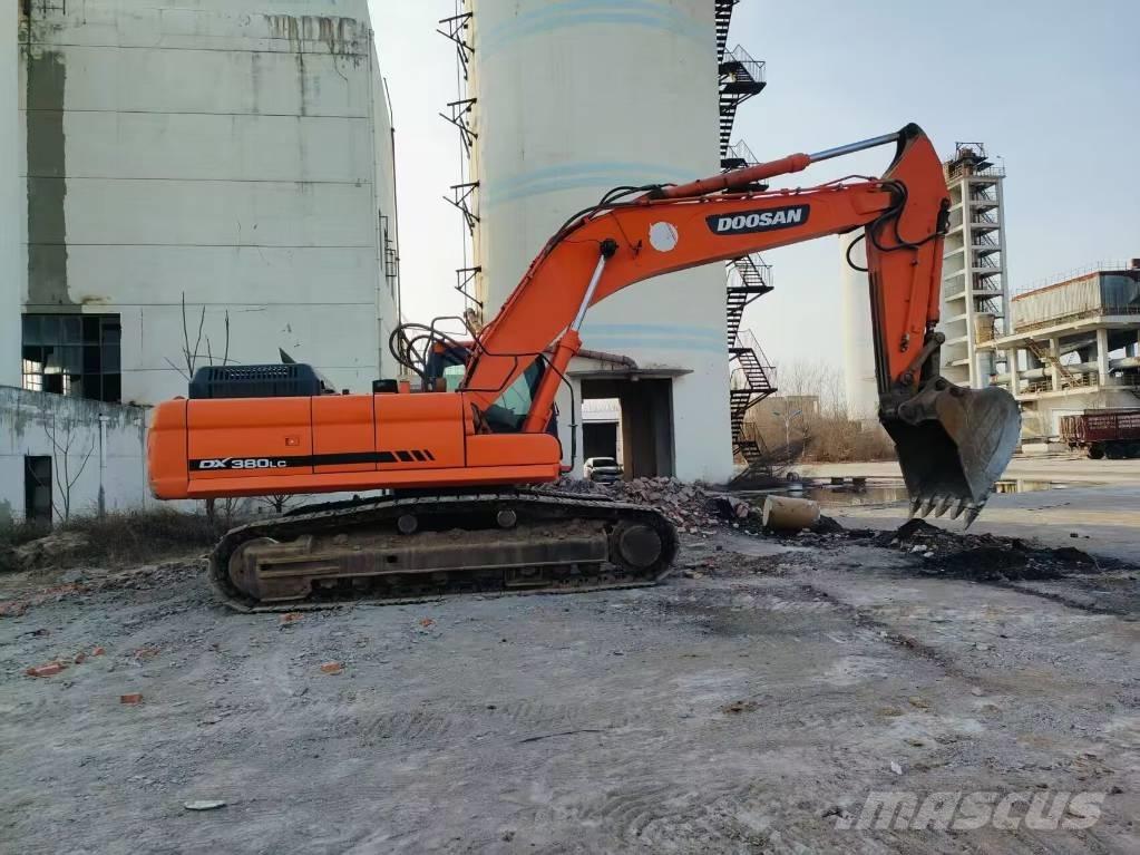 Doosan DX 380 LC Telakaivukoneet