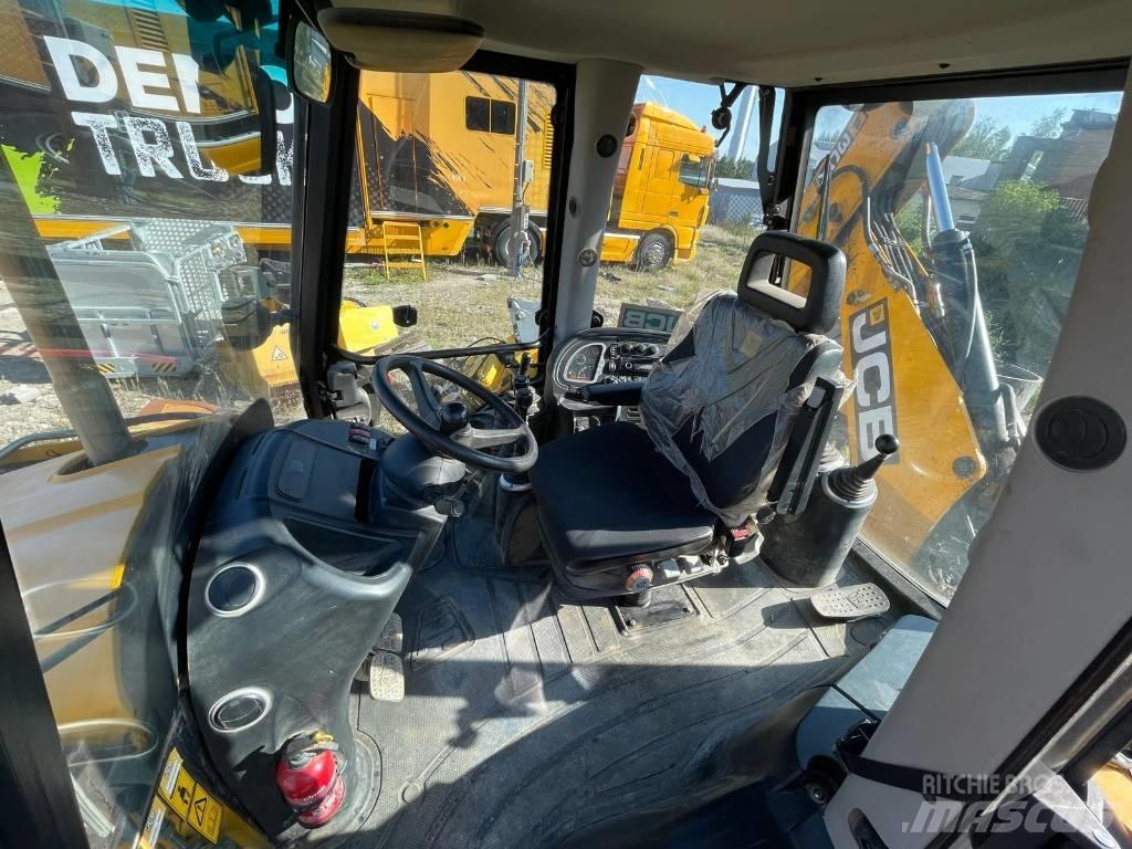 JCB 3 CX Kaivurikuormaajat