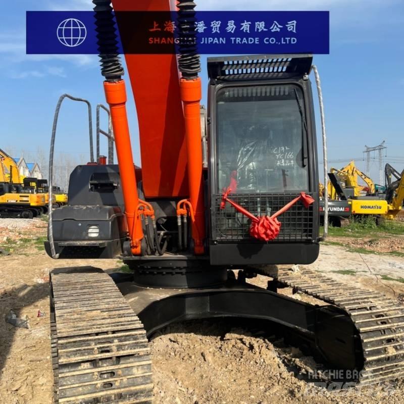 Hitachi ZX 240 Telakaivukoneet