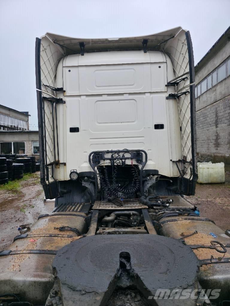 Scania R 440 Vetopöytäautot
