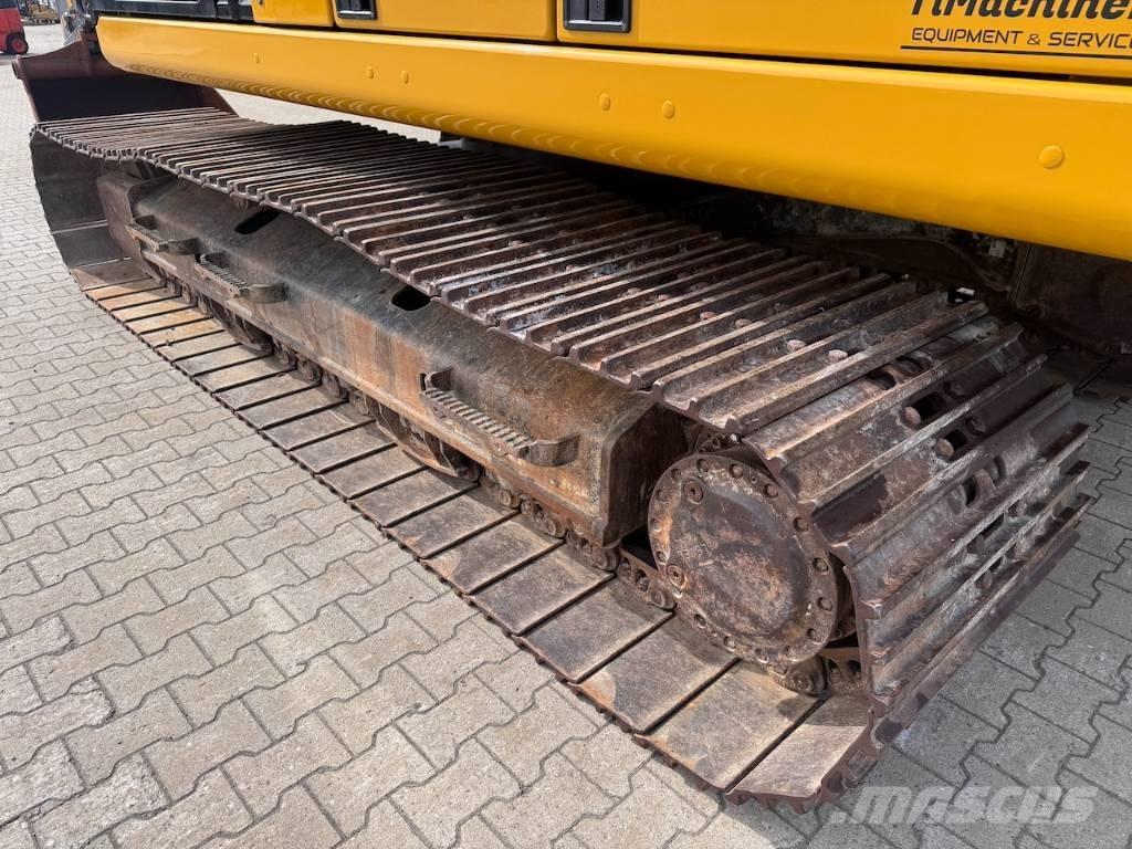 CAT 323 Telakaivukoneet