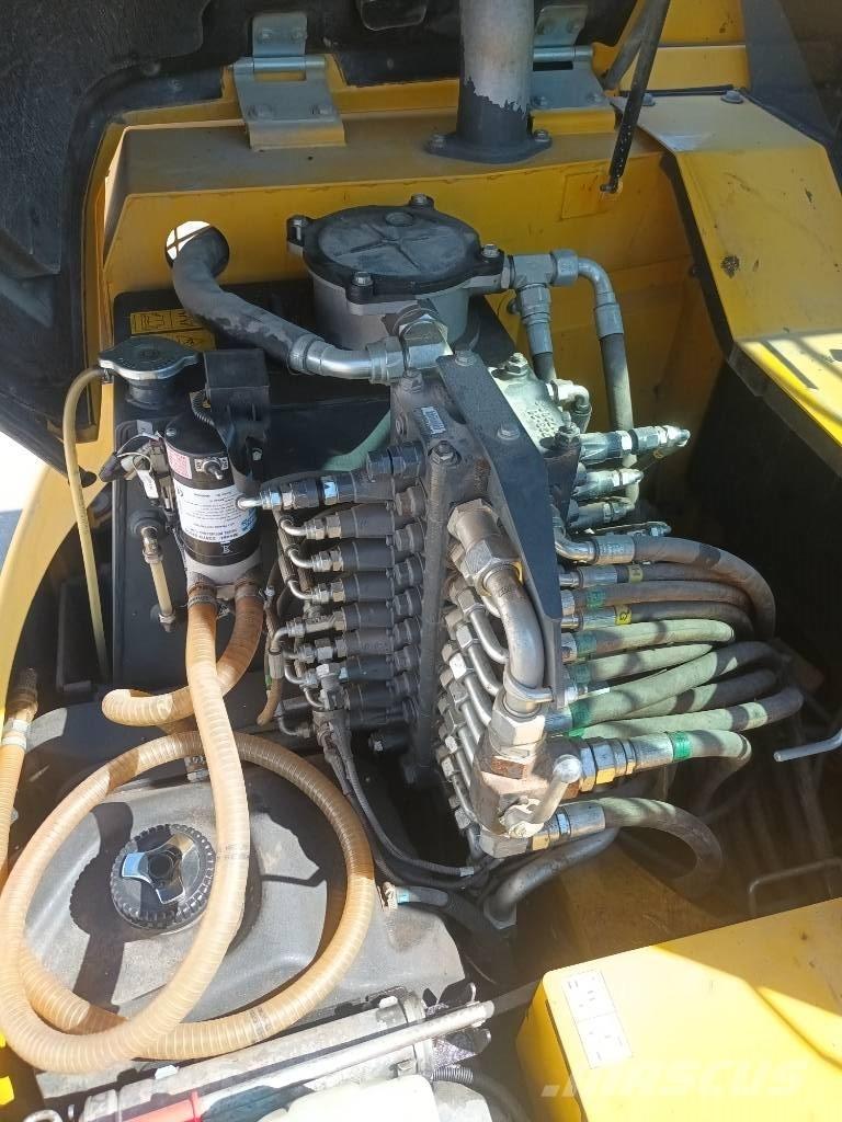 Komatsu PC 80 MR-3 Midikaivukoneet 7t - 12t