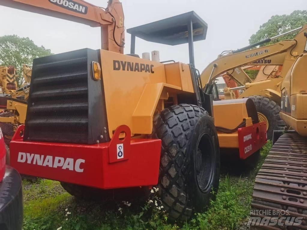 Dynapac ca251d Yksivalssijyrät