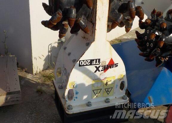 Simex TF200 Muut koneet