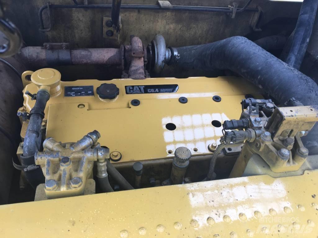 CAT 320 DL Telakaivukoneet
