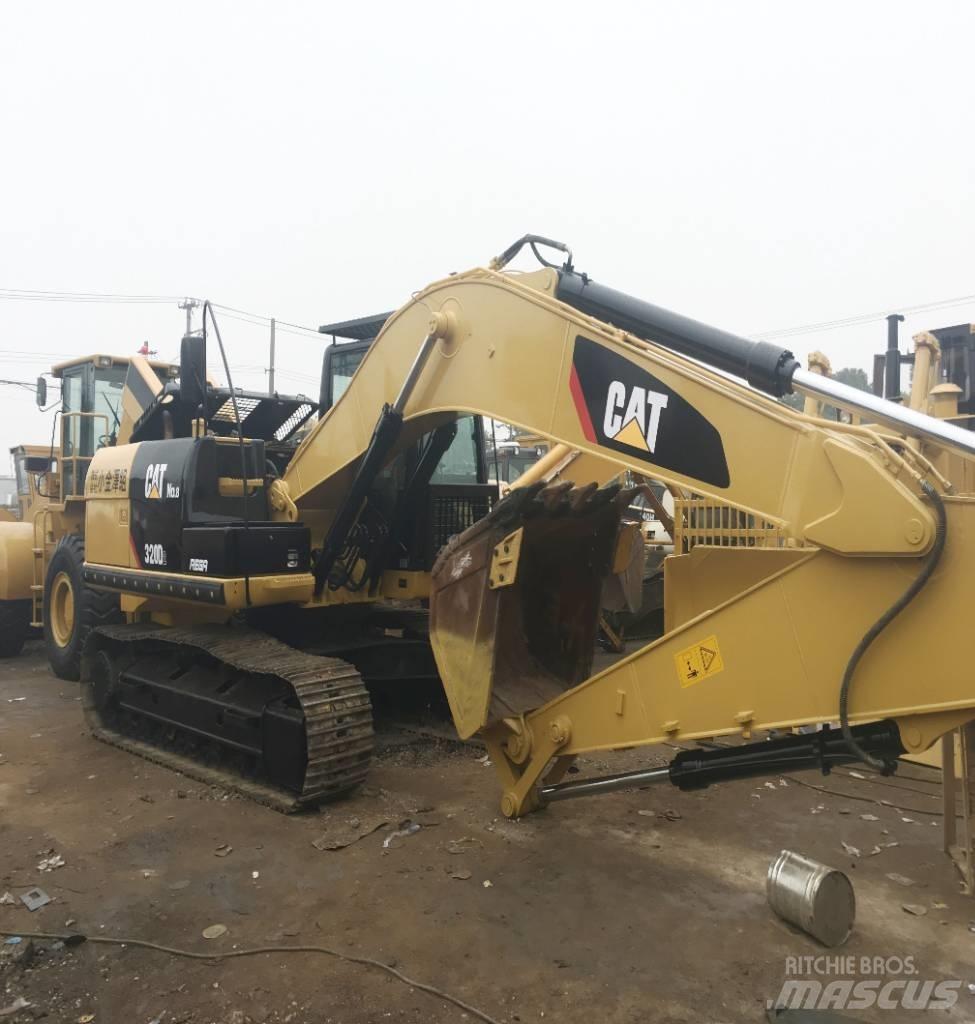 CAT 320 DL Telakaivukoneet