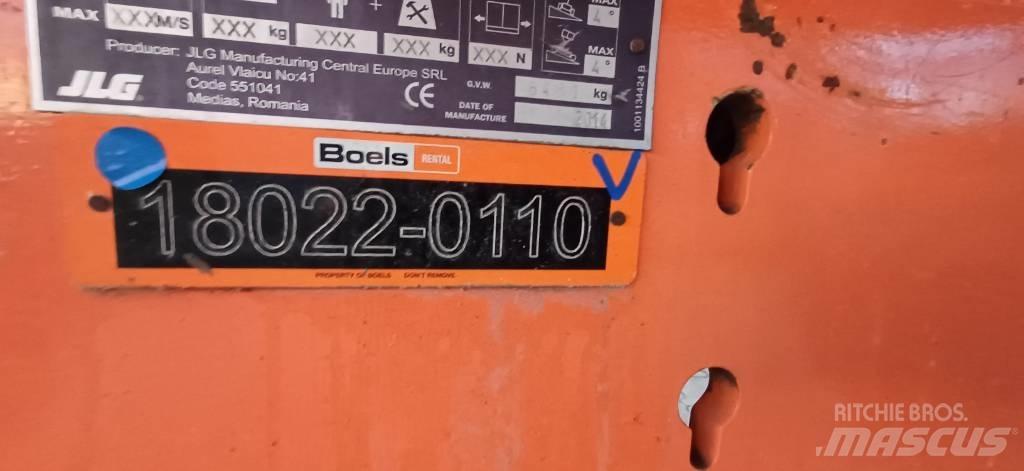 JLG 450AJ Kuukulkijat