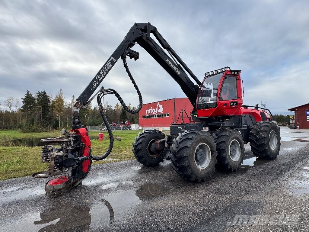 Komatsu 951 Harvesterit