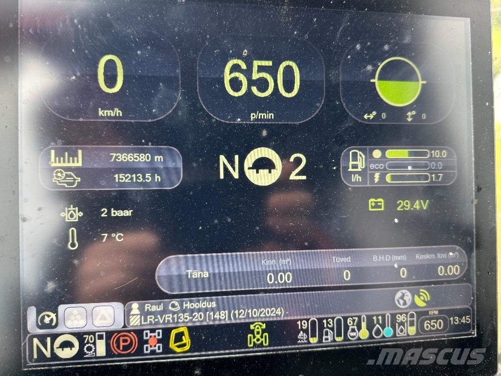 Komatsu 951 Harvesterit