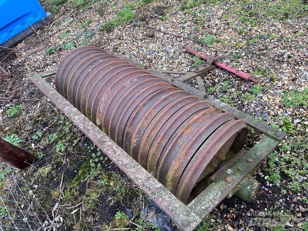 Rib Rolls Jyrät