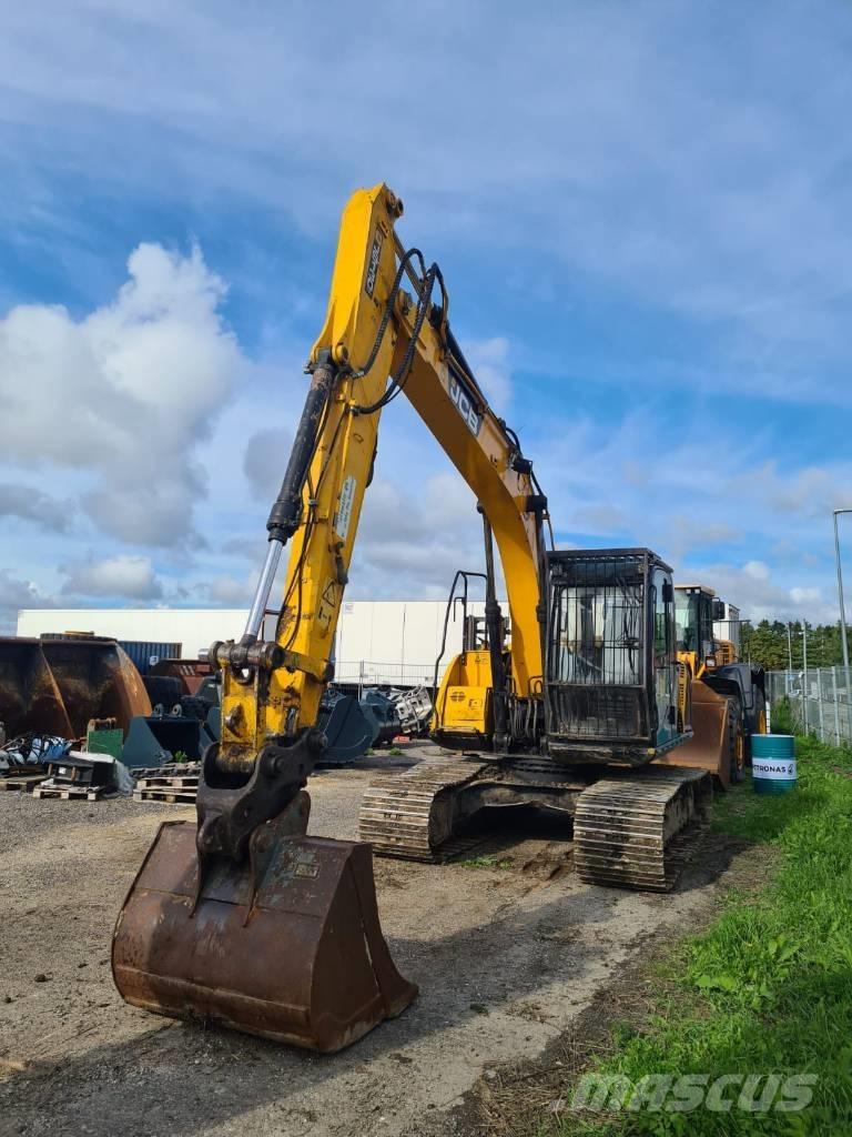 JCB JS 130 LC Telakaivukoneet