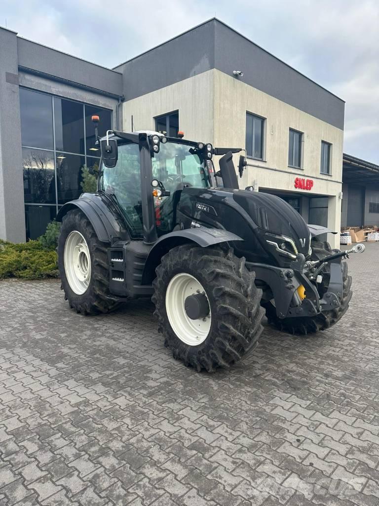 Valtra T 235 Traktorit