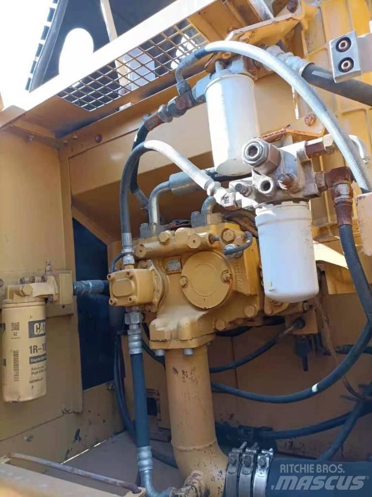 CAT 329 D L Telakaivukoneet