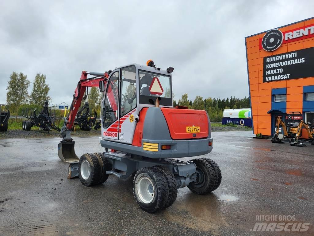 Neuson 6502 WD Pyöräkaivukoneet