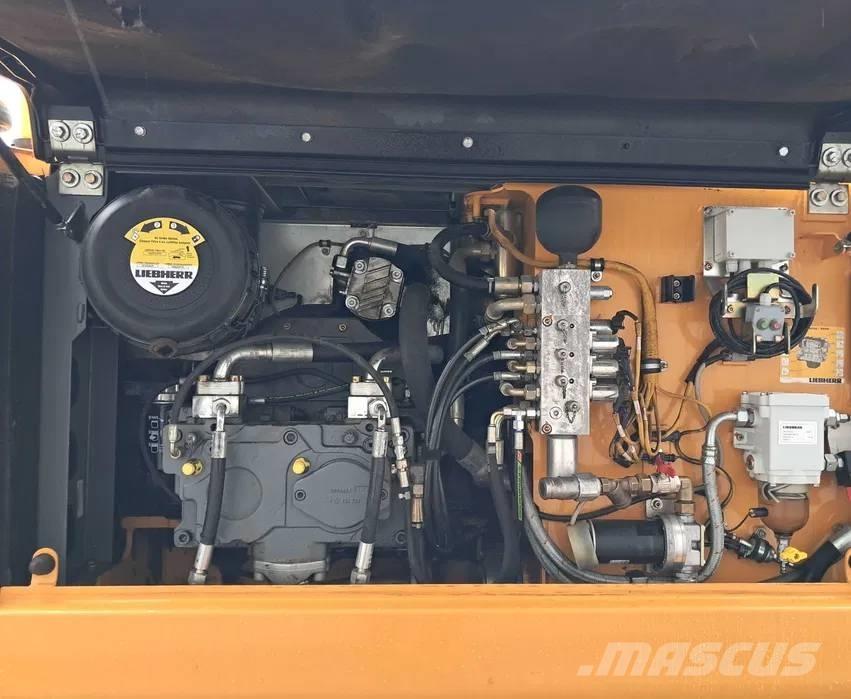 Liebherr R 926 LC Telakaivukoneet