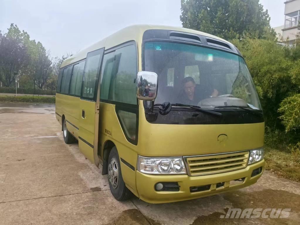 Toyota Coaster Linjaliikennebussit