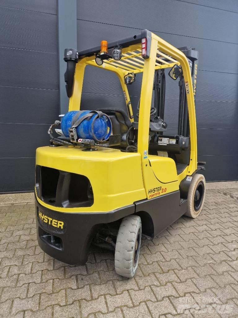 Hyster 3.0 FT Nestekaasutrukit