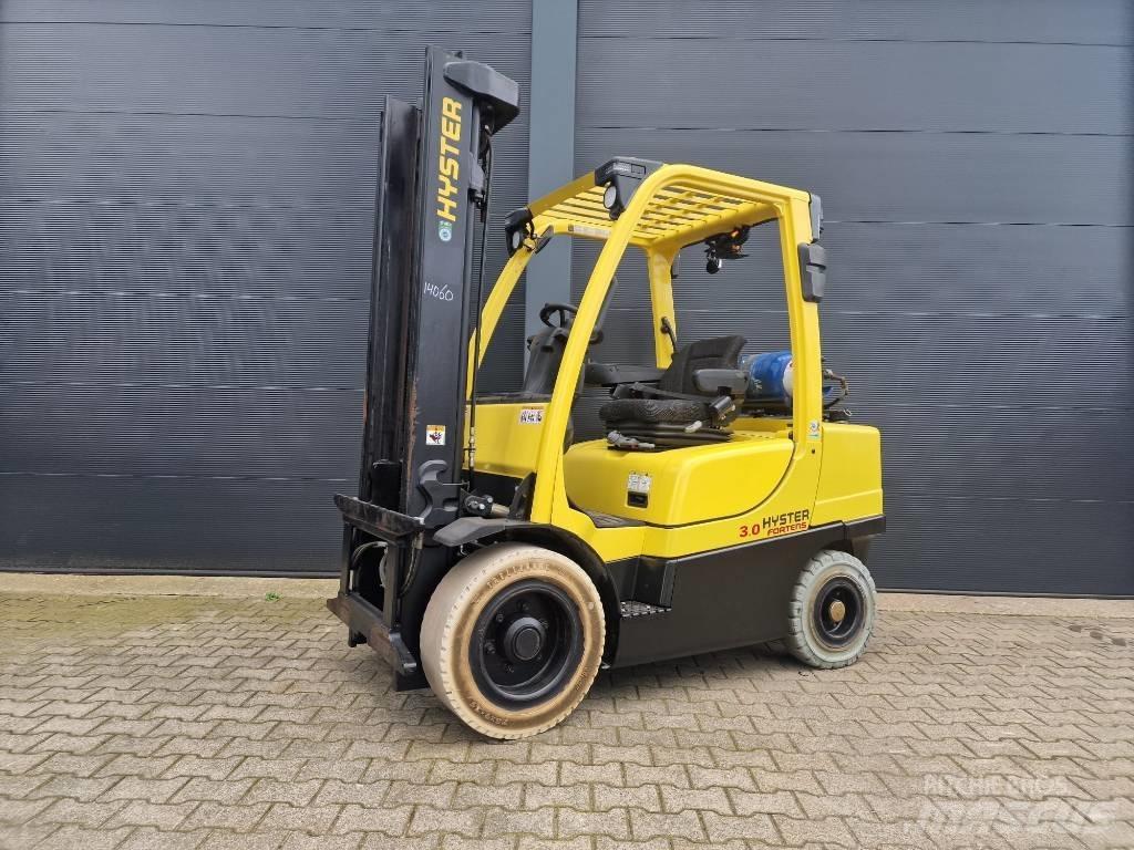 Hyster 3.0 FT Nestekaasutrukit