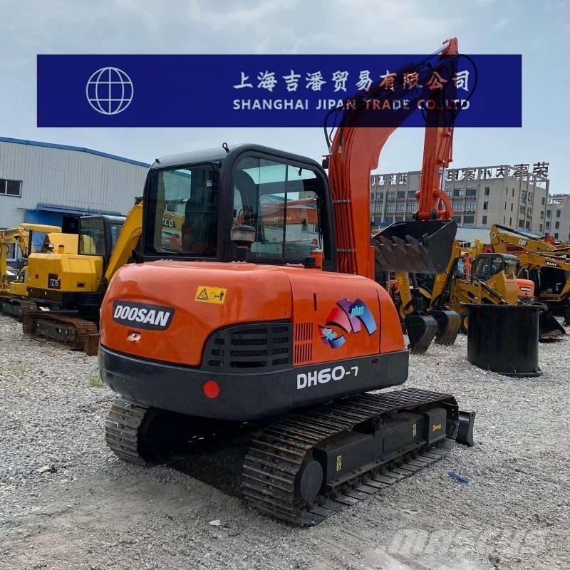 Doosan DH 60-7 Minikaivukoneet < 7t