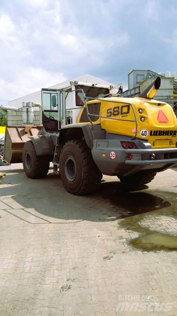 Liebherr L 580 Pyöräkuormaajat