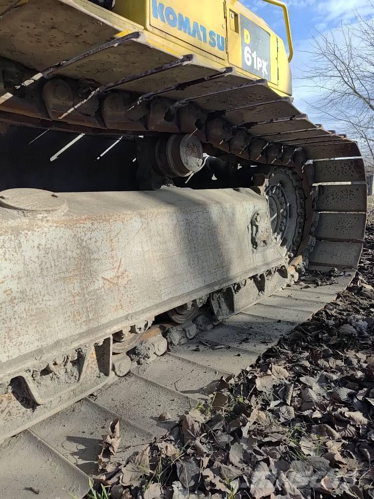 Komatsu D 61 PX-15 Telaketjupuskutraktorit